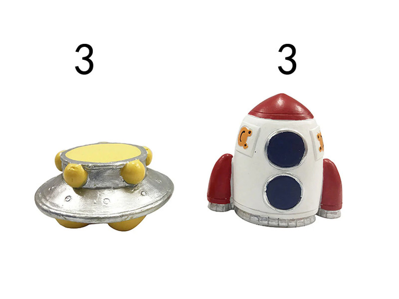 カエルの置物（宇宙船）