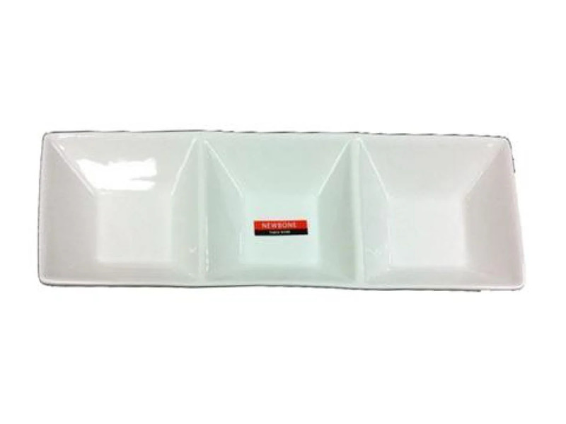 ニューボン三仕切り皿約２３ｃｍ×７．５ｃｍ